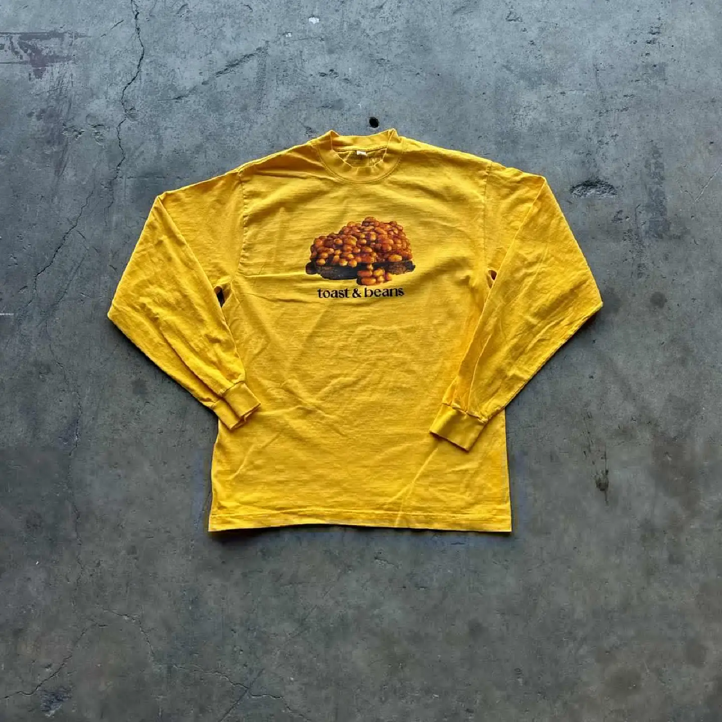 At the moment, Toast & Beans Sweatshirt (1) At the moment, Toast & Beans Sweatshirt (1)