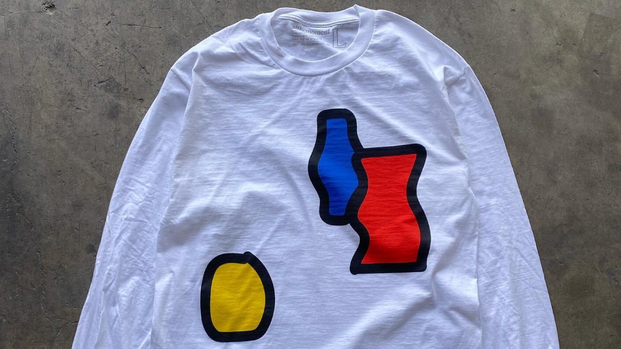 [NEEDS REVIEW] How to Style a Graphic Sweatshirt in 2026 The Streetwear Guide